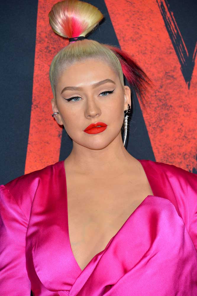 Christina Aguilera Unfollowed Britney Spears On Instagram In Response To Her Body Shaming Post 