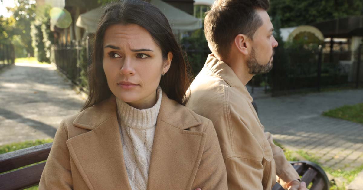 8 Painful Signs He Doesn’t Want A Relationship With You Anymore