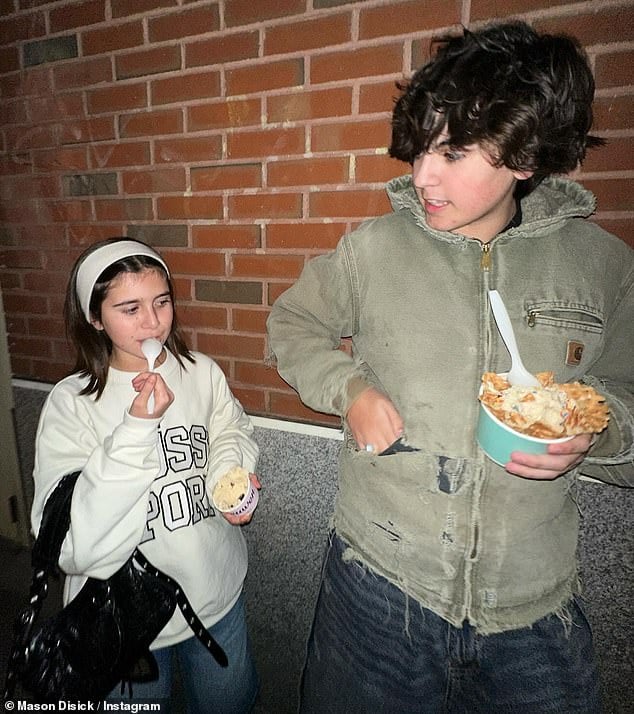 85345175 14453529 Mason pictured with his younger sister Penelope Disick a 16 1740963682131